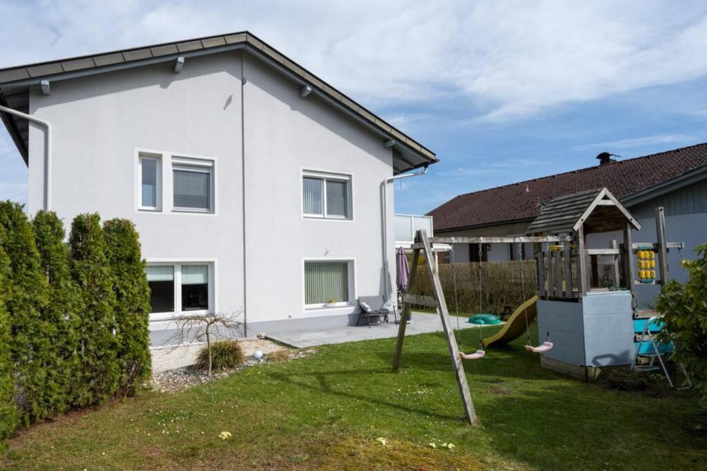 Schoenes Ferienhaus Mit Garten Pörtschach am Wörthersee Buitenkant foto