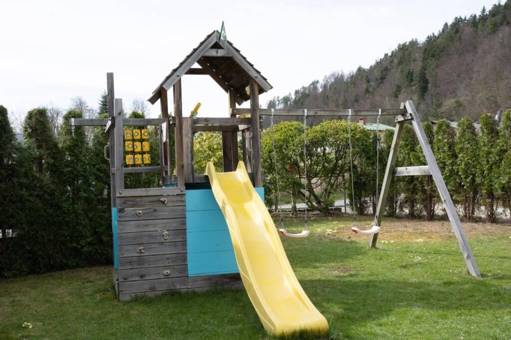 Schoenes Ferienhaus Mit Garten Pörtschach am Wörthersee Buitenkant foto