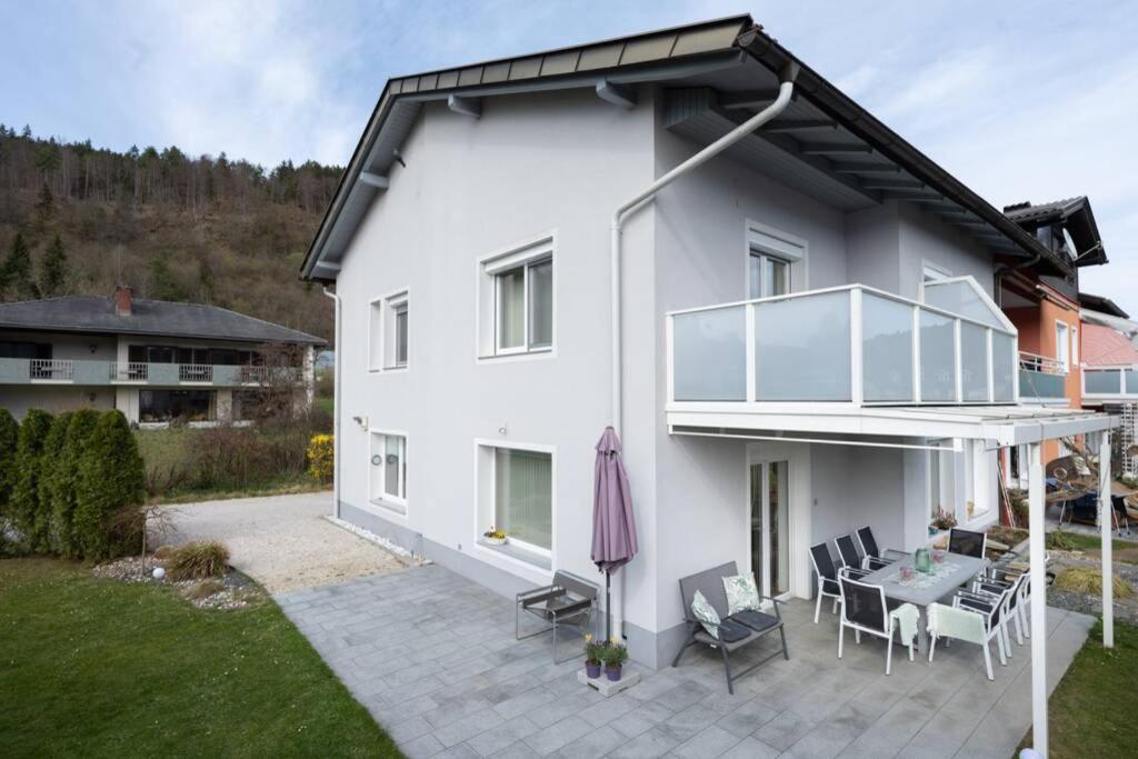 Schoenes Ferienhaus Mit Garten Pörtschach am Wörthersee Buitenkant foto